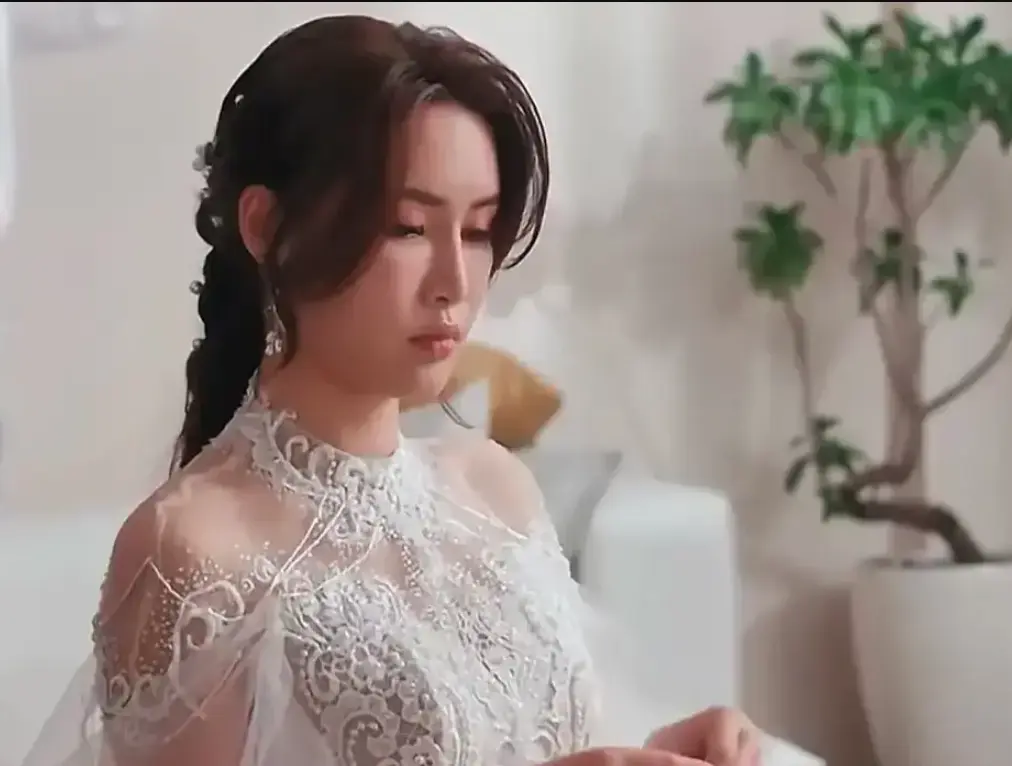 《苏畅-小凤新婚》完整未删减版-艾熙倾情演绎怀旧台味风情-4K高清无删减夸克网盘资源免费下载-苏畅小凤新婚完整版在线观看