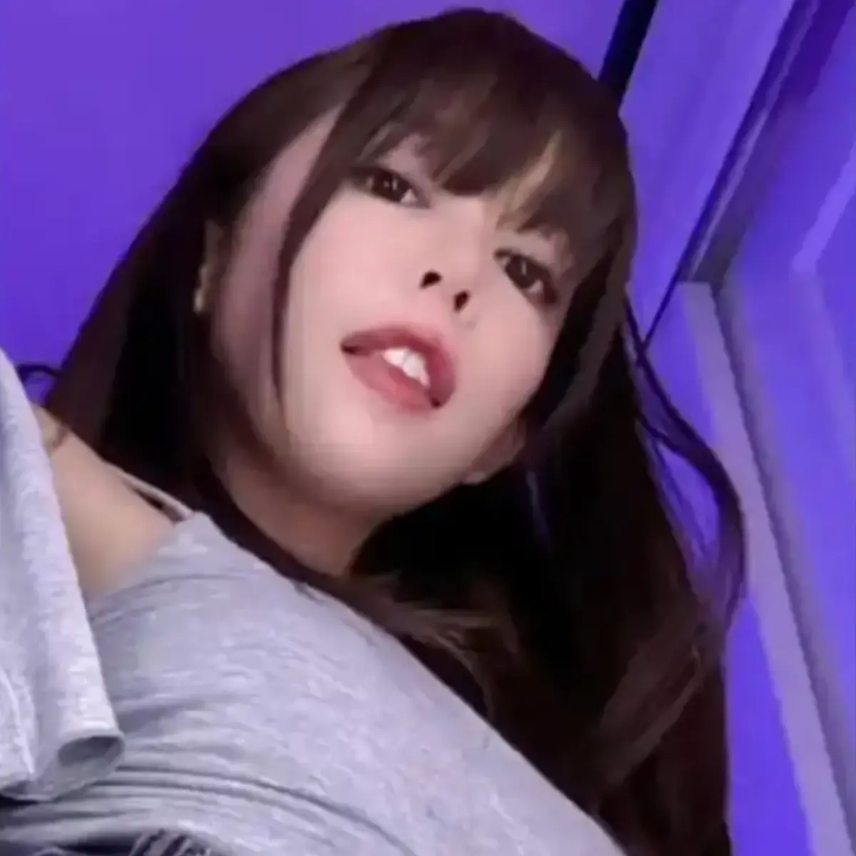 《绯红小猫KittyKum》高清HD无删减完整版 - 绯红小猫KittyKum全集1080P在线观看 - 蓝光免费播放 - 系列合集资源VS影视