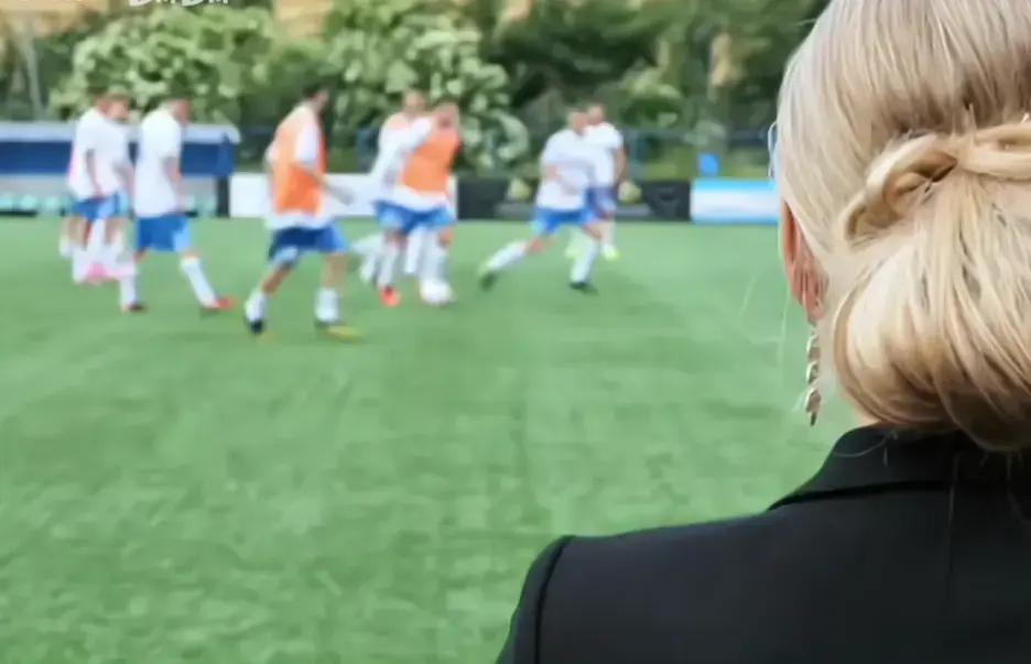 法国电影《Footballers Moms》足球队的女老板们免费在线观看完整版