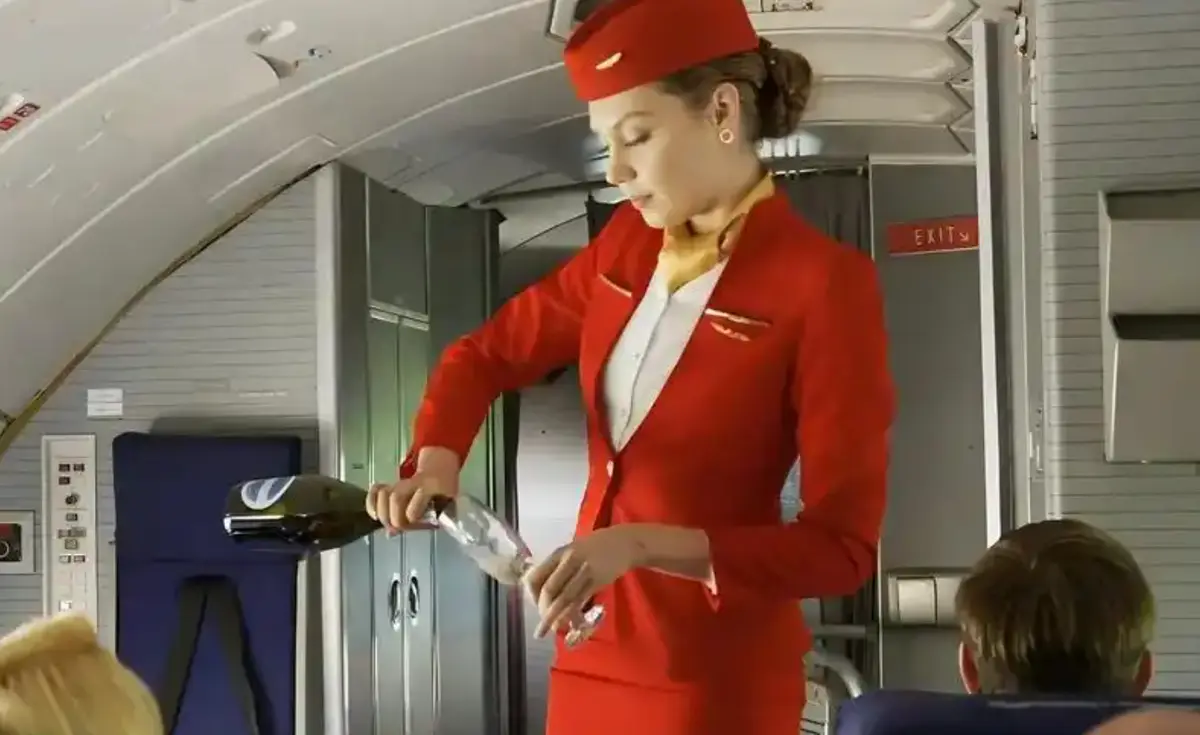 《法国空乘4》法版高清全集在线观看-法国空乘4完整版免费未删减-资源下载